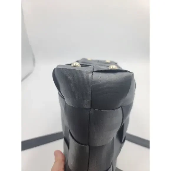 Harveys California Medium Gray Seatbelt Tote Bag - Picture 7 of 8